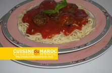 spaghetti-aux-boulettes-veau-sauce-napolitaine