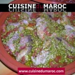 Tajine de thon rouge frais au petit poix et tomates
